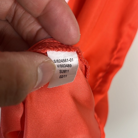 GAP SLEEVELESS BLOUSE - Picture 4 of 4